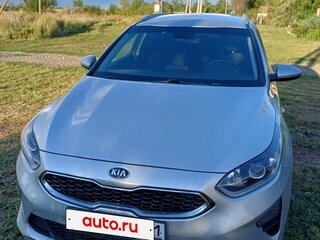 2019 Kia Ceed III, серебристый, 1420000 рублей, вид 3