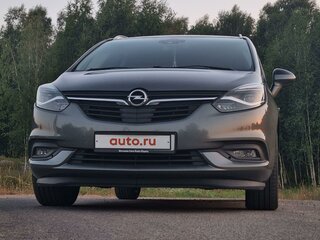 2018 Opel Zafira C Рестайлинг, серый, 1400000 рублей, вид 1
