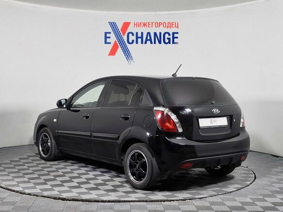 2010 Kia Rio II Рестайлинг, чёрный, 579000 рублей - вид 2