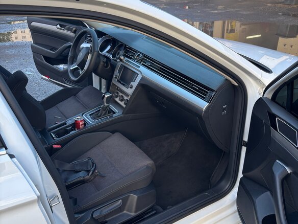 2016 Volkswagen Passat B8, белый, 1850000 рублей - вид 5