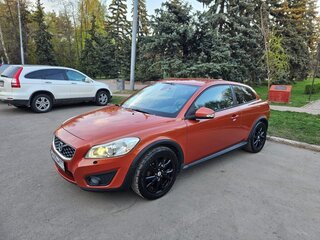 2010 Volvo C30 I Рестайлинг, красный, 900000 рублей, вид 3