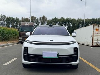 2025 Li Auto (Lixiang) L7 52.3 kWh I Рестайлинг, белый, 6800000 рублей, вид 2