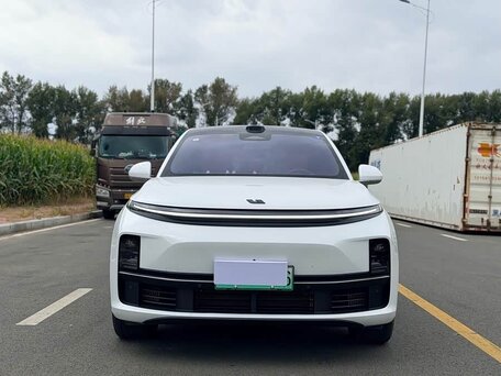 2025 Li Auto (Lixiang) L7 52.3 kWh I Рестайлинг, белый, 6800000 рублей, вид 2
