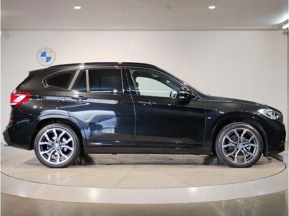 2022 BMW X1 18d xDrive II (F48) Рестайлинг, чёрный, 2462069 рублей - вид 6