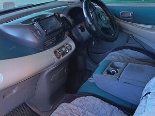 1998 Nissan Tino, серый, 200000 рублей, вид 1