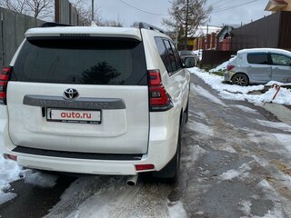 2023 Toyota Land Cruiser Prado 150 Series Рестайлинг 3, белый, 8200000 рублей, вид 3