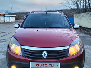 2013 Renault Sandero Stepway I, красный, 740000 рублей, вид 2
