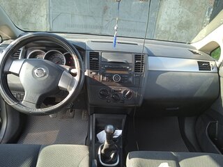 2011 Nissan Tiida I Рестайлинг, серый, 625000 рублей, вид 5