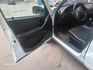 2012 Chevrolet Niva I Рестайлинг, белый, 650000 рублей, вид 5