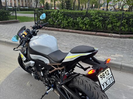 2021 BMW S 1000 R, серый, 1999999 рублей, вид 5