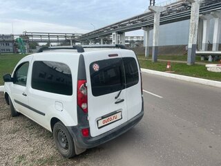 2009 Renault Kangoo II, белый, 550000 рублей, вид 2