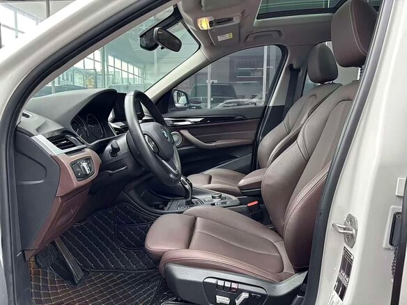 2022 BMW X1 Long 20Li sDrive II (F48) Рестайлинг, белый, 2120000 рублей - вид 6