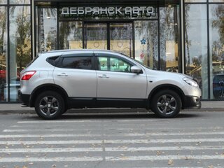 2013 Nissan Qashqai I Рестайлинг, серебристый, 1150000 рублей, вид 4