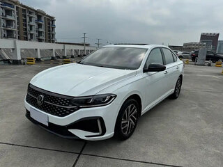 2023 Volkswagen Lavida III Рестайлинг, белый, 1096018 рублей, вид 1