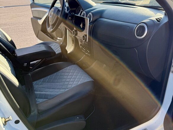2020 Lada (ВАЗ) Largus Cross I, белый, 1150000 рублей - вид 6