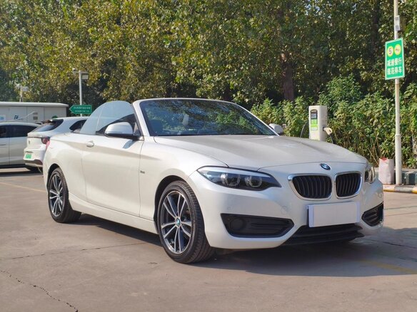 2017 BMW 2 серии F22 Рестайлинг, белый, 1440000 рублей - вид 2