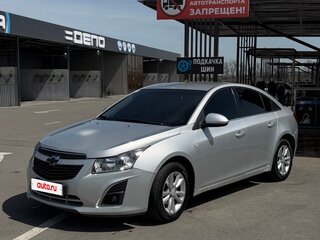 2013 Chevrolet Cruze I Рестайлинг, серебристый, 570000 рублей, вид 2