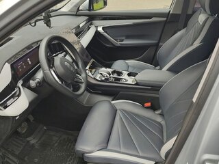 2024 Geely Atlas II, серый, 3090000 рублей, вид 5