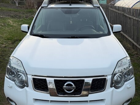 2013 Nissan X-Trail II Рестайлинг, белый, 1400000 рублей, вид 2