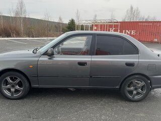 2005 Hyundai Accent ТагАЗ II, серый, 380000 рублей, вид 4