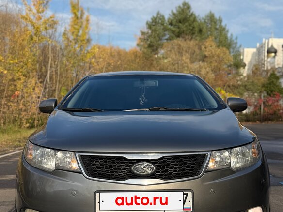 2011 Kia Cerato 6-speed II, серый, 930000 рублей - вид 2