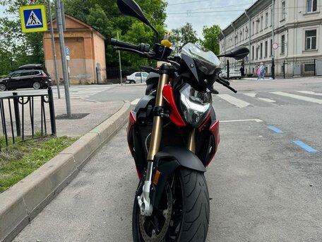 2022 BMW S 1000 R, красный, 2000000 рублей, вид 2