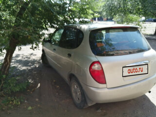 1998 Daihatsu Storia I (M100), серый, 235000 рублей, вид 4