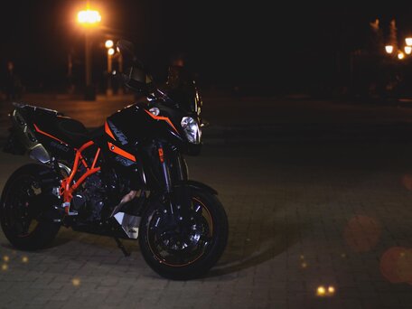 2013 KTM 990 SM, чёрный, 700000 рублей, вид 5