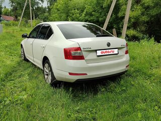 2013 Skoda Octavia III (A7), белый, 915000 рублей, вид 4