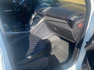 2014 Ford Kuga II, белый, 1500000 рублей, вид 5