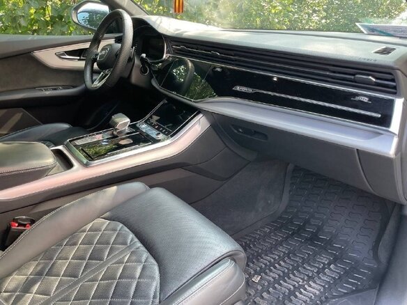 2019 Audi Q8 50 TDI I (4M), серый, 7700000 рублей - вид 8