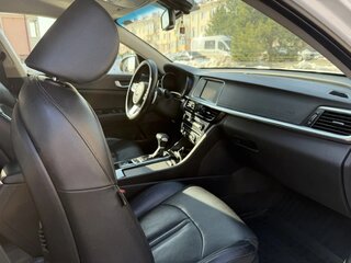 2019 Kia Optima IV Рестайлинг, белый, 1250000 рублей, вид 5