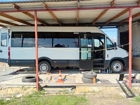 2012 Iveco Daily, белый, 2100000 рублей, вид 1