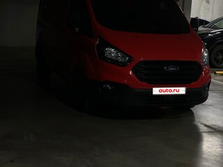 2018 Ford Transit Custom SWB I Рестайлинг, красный, 3300000 рублей, вид 4