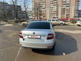 2018 Skoda Octavia III (A7) Рестайлинг, серебристый, 2222222 рублей, вид 5