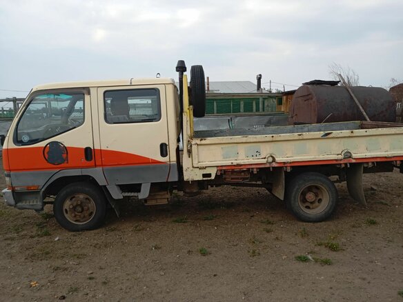 1994 Fuso (Mitsubishi) Canter, красный, 1200000 рублей - вид 1