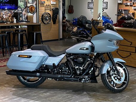 2024 Harley-Davidson Road Glide, серый, 4200000 рублей, вид 1