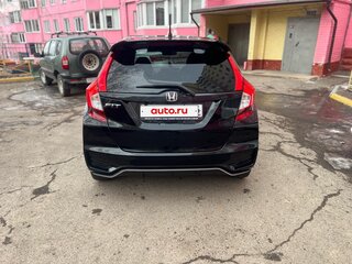 2018 Honda Fit III Рестайлинг, чёрный, 980000 рублей, вид 4