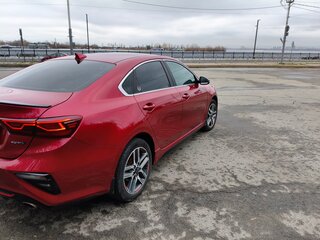 2020 Kia Cerato IV, красный, 1850000 рублей, вид 3