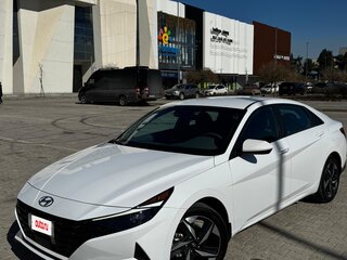 2023 Hyundai Elantra VII (CN7) Рестайлинг, белый, 1750000 рублей, вид 1