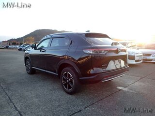 2021 Honda Vezel II, чёрный, 2500000 рублей, вид 2