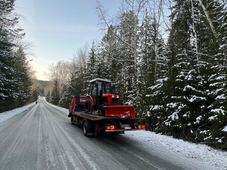 2010 TATA 613, красный, 1800000 рублей, вид 3