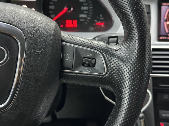2011 Audi A6 III (C6) Рестайлинг, чёрный, 1595000 рублей - вид 13