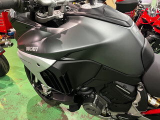 2023 Ducati Multistrada V4, чёрный, 2200000 рублей, вид 3