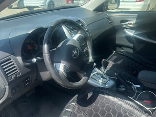 2011 Toyota Corolla X (E140, E150) Рестайлинг, белый, 895000 рублей, вид 5
