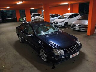 2002 Mercedes-Benz CLK-Класс 240 II (W209), синий, 900000 рублей, вид 1