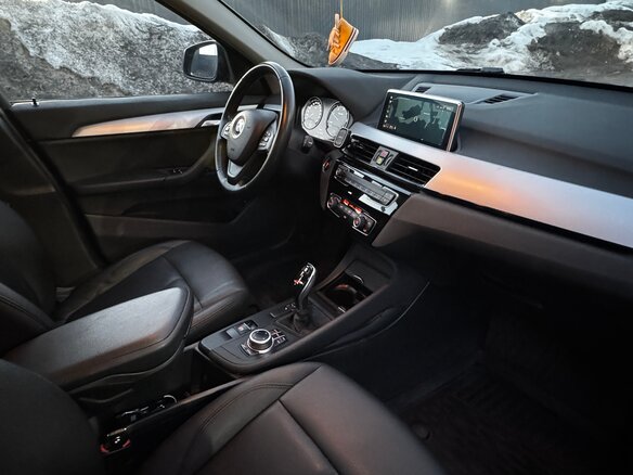 2020 BMW X1 16d sDrive II (F48) Рестайлинг, синий, 2320000 рублей - вид 16