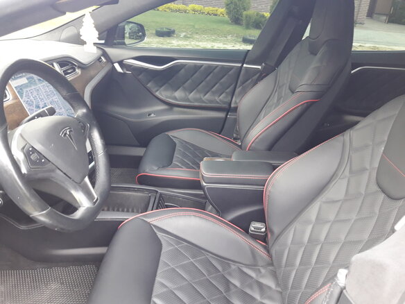 2016 Tesla Model S P90D I Рестайлинг, чёрный, 2800000 рублей - вид 9