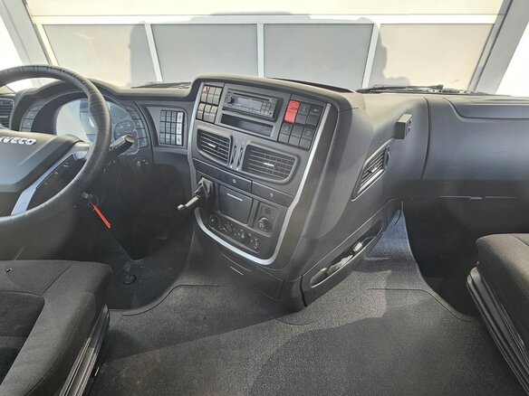 2022 Iveco Stralis, чёрный - вид 22