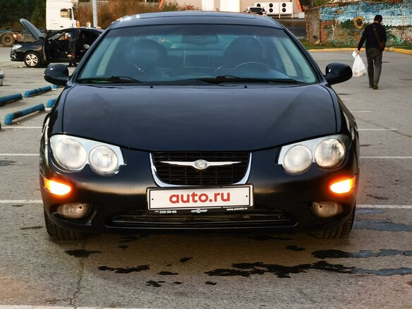 2002 Chrysler 300M, чёрный - вид 2